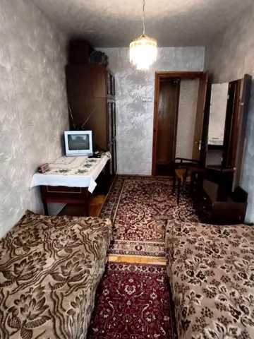 Олександра Поля просп. (Кірова), 56