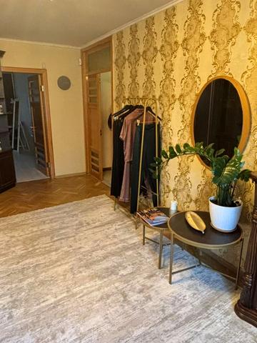 Сонячна Набережна вул. (Маршала Малиновського), 38