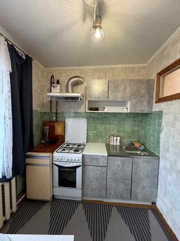 Соборності просп., 37а
