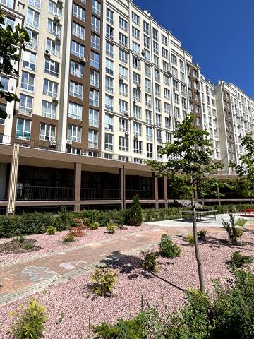 Богуславська вул., (Будинок 6)