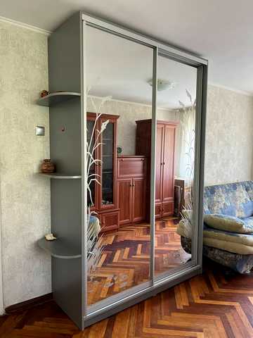Любомира Гузара просп. (Космонавта Комарова), 4