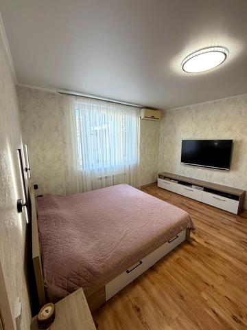 Торгова вул., 3