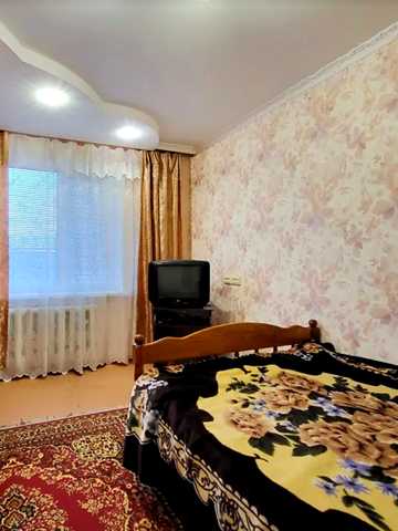 Івана Миколайчука вул. (Фелікса Кона), 6