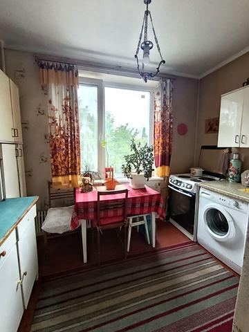Амосова вул. (Корчагінців), 48