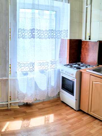 Степана Бандери вул., 33а