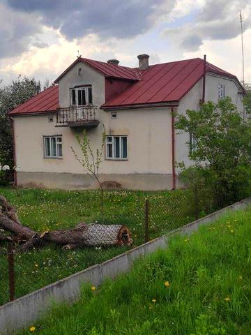 Підгірна, 10