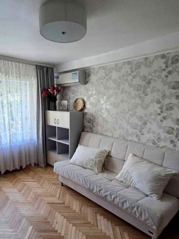 Голосіївський просп. (40-річчя Жовтня), 89