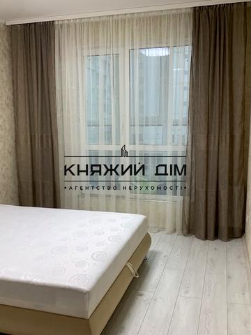 Клавдіївська вул., 40-Г