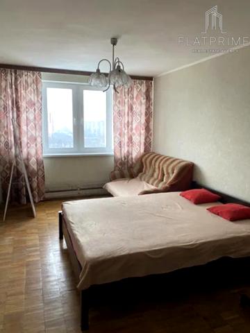 Леся Курбаса просп., 5-Б