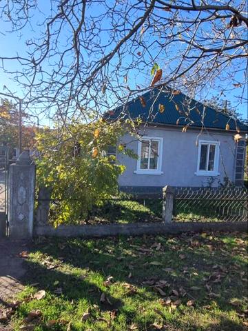 Шкільна, 20