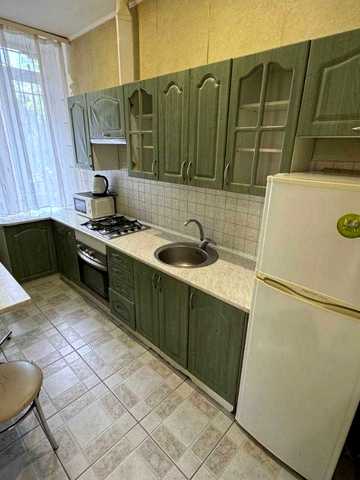 Футуристів пров., 9