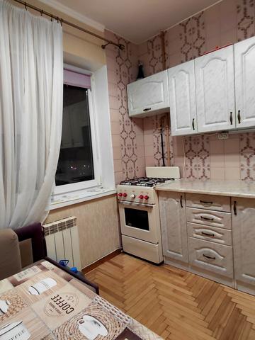 Героїв Дніпра вул., 77