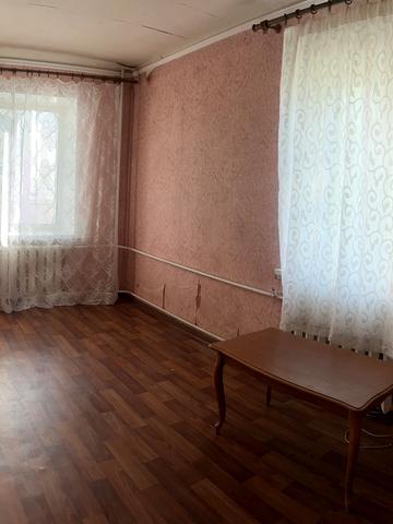 Ялтинська вул., 14