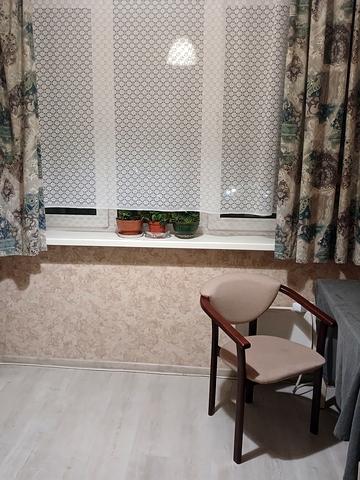 Червоної Калини просп. (Володимира Маяковського), 8-Б