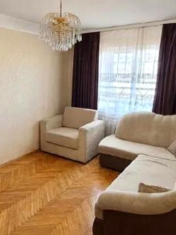 Олександра Архипенка вул. (Мате Залки), 4