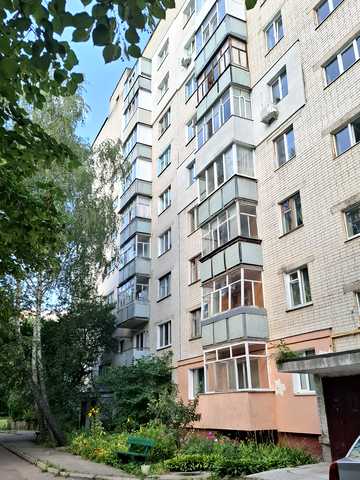 Михайла Грушевського просп. (1 Травня), 169