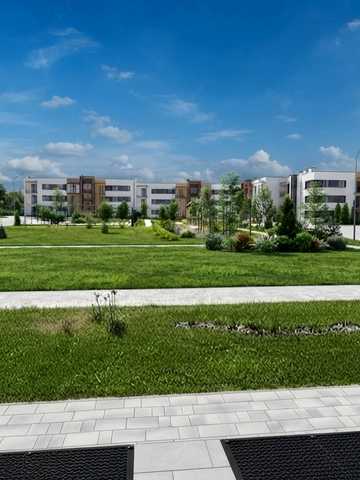 4-й Леоніда Каденюка пров. (4-й Комарова), (Будинок)