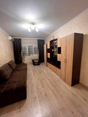 Березинська вул., 18