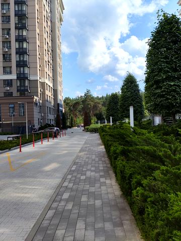 Університетська вул., 3/8