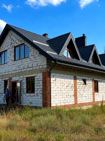 героів