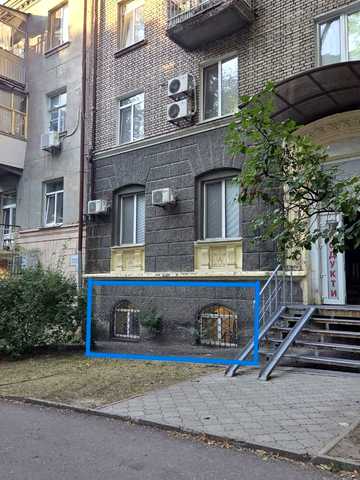 Левка Лук'яненка вул. (Василя Жуковського), 2є