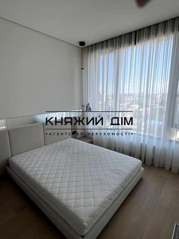Ґарета Джонса вул. (Сім'ї Хохлових), 12
