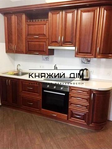 Вишгородська вул., 45-Г