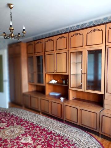 Червоної Калини просп. (Володимира Маяковського), 2/1