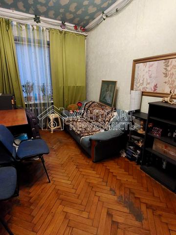 Дарвіна вул., 16
