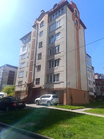 Вишневецького бульв., 9