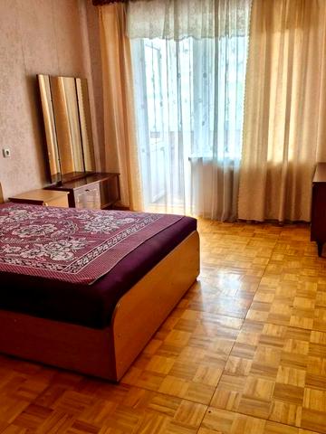 Владислава Бувалкіна вул. (Бочарова Генерала), 44
