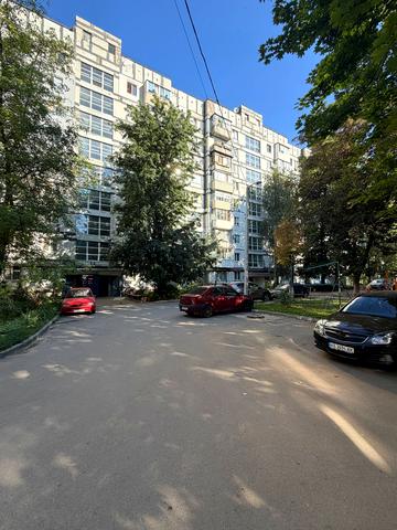 Квартальна вулиц вул. (Гладкова), 6