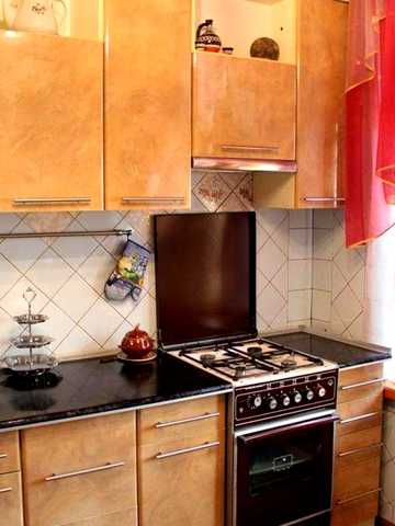 Мироносицька вул., 67