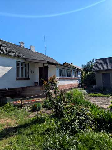 Чернігівська вул., 35