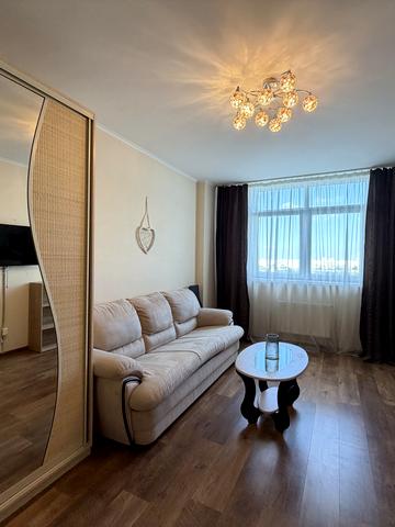 Сімї Кульженків вул. (Петра Дегтяренка), 33