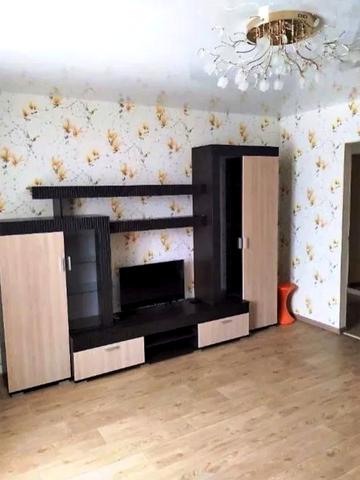 Драгоманова вул., 5