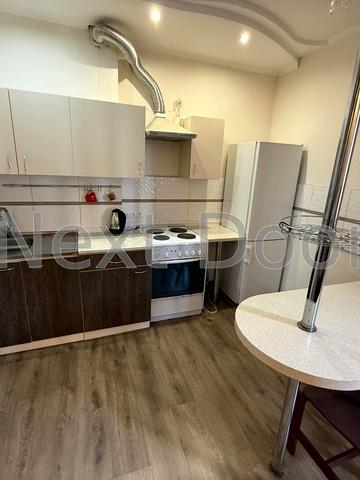 Сімї Стешенків вул. (Тимофія Строкача), (Будинок 1)