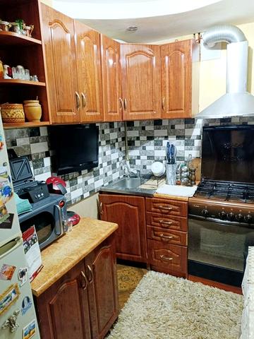 Фосфорна вул., 9