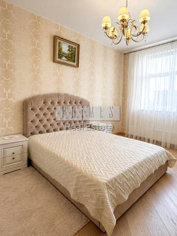 Василя Тютюнника вул. (Анрі Барбюса), 53