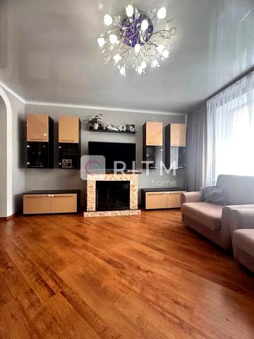 Захисників України вул. (Гордіюк), 35