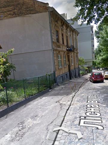 Солодова вул., 7