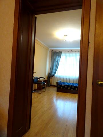 Білоруська вул., 15