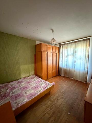 Малицької вул., 5