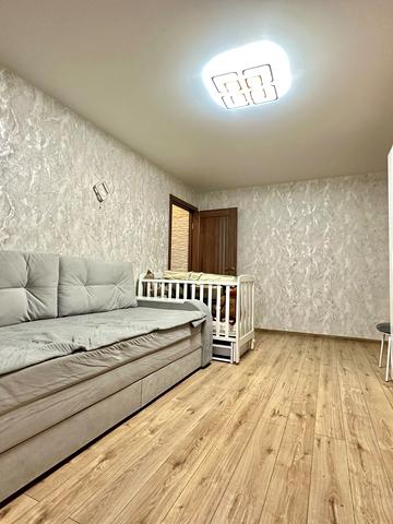 Вінстона Черчилля вул. (Червоноткацька), 24-А