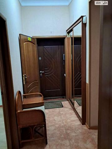 Максима Кривоноса вул., 10