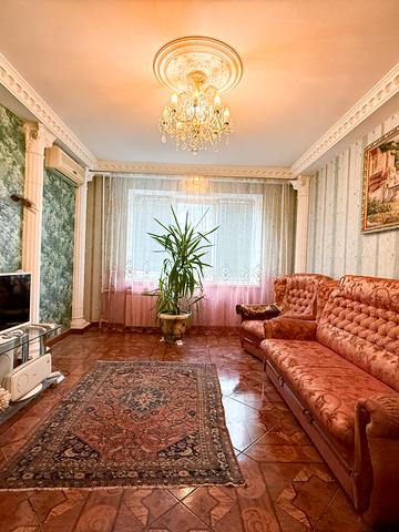 Миколи Закревського вул., 11