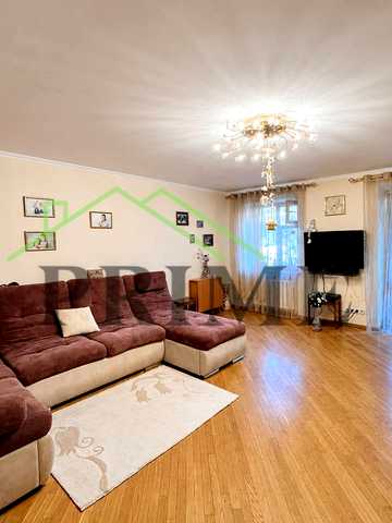 Соборності вул. (Жовтнева), 26/14