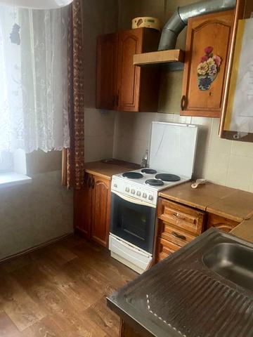 Миколи Лаврухіна вул., 7