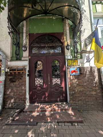 Михайлівська вул., 16-А