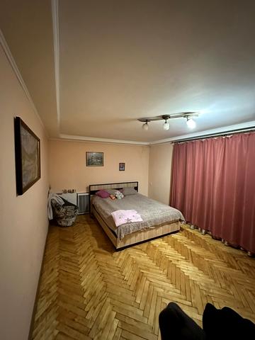 Небесної Сотні вул. (Івана Стасюка), 23